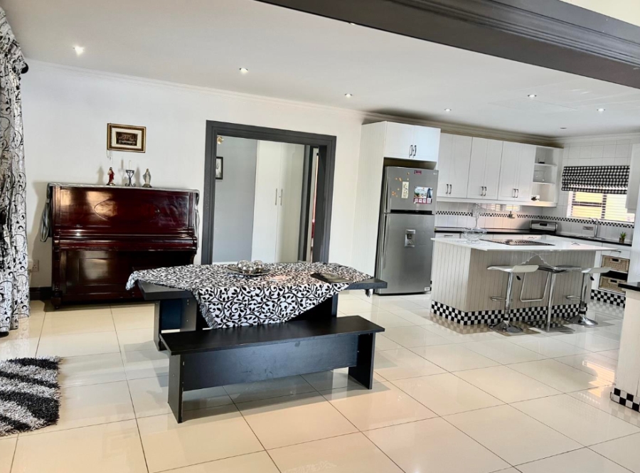 4 Bedroom Property for Sale in Leloko Lifestyle Estate North West